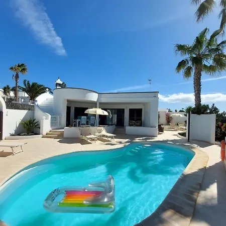 Sol Y Luna Near Playa Flamingo, Car Not Essential Villa *